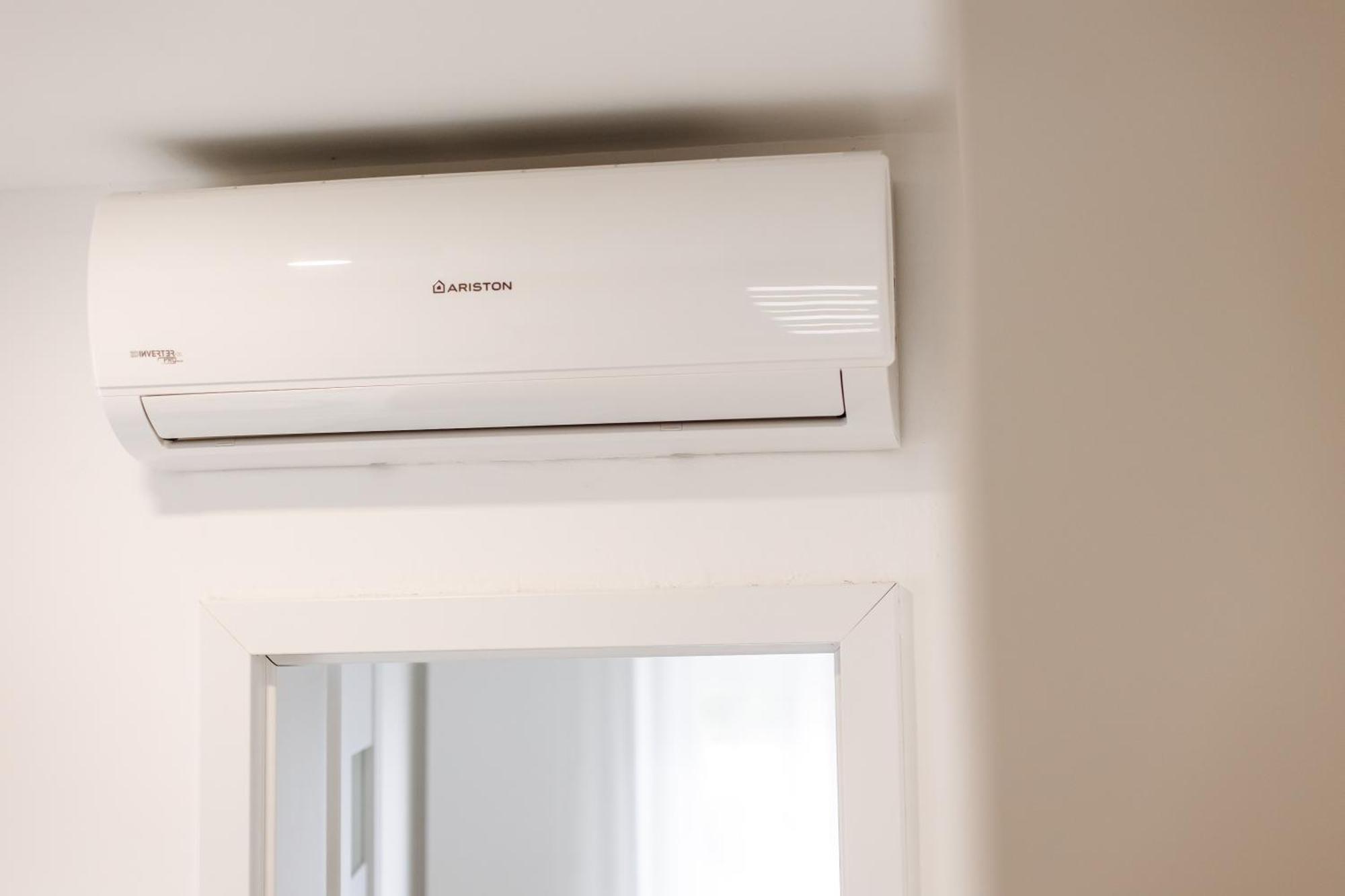Cozy Studio Apartment In Osijek - Self Check In Exterior photo